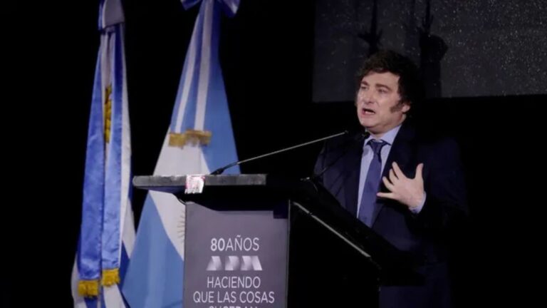 Javier Milei, ante empresarios en Uruguay: «Odio al Estado, es una asociación criminal violenta que vive de los impuestos»