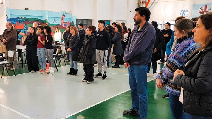 Premian a tres estudiantes de Rawson por un proyecto para el tratamiento de aguas grises
