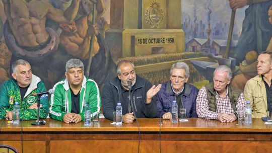 Techo paritario: la pieza más delicada del frágil vínculo de la CGT con Milei