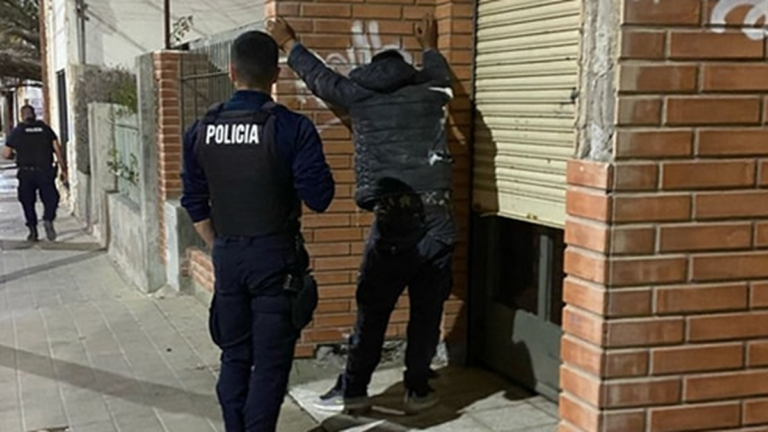Cayó preso por robar en un depósito del barrio Roca