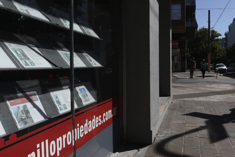 Alquileres caros y desregulados