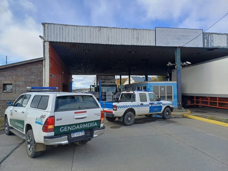Detuvieron a un hombre en la Patagonia por transportar más de 13 kilos de cocaína
