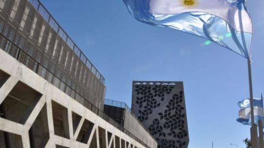 Jubilados: hoy cobran los pasivos provinciales en Córdoba