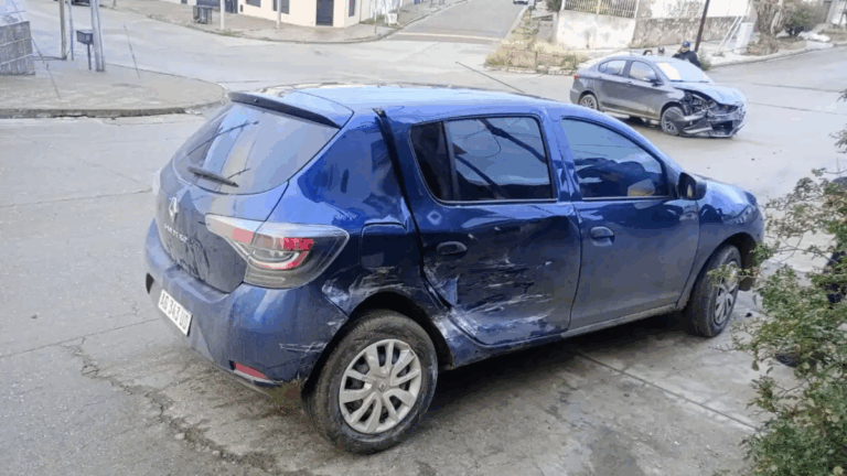 Dos mujeres heridas tras choque en barrio 13 de Diciembre