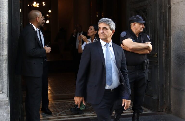 El peronismo se parte en Tucumán, pero Cristina decidió no intervenirle el PJ a Jaldo