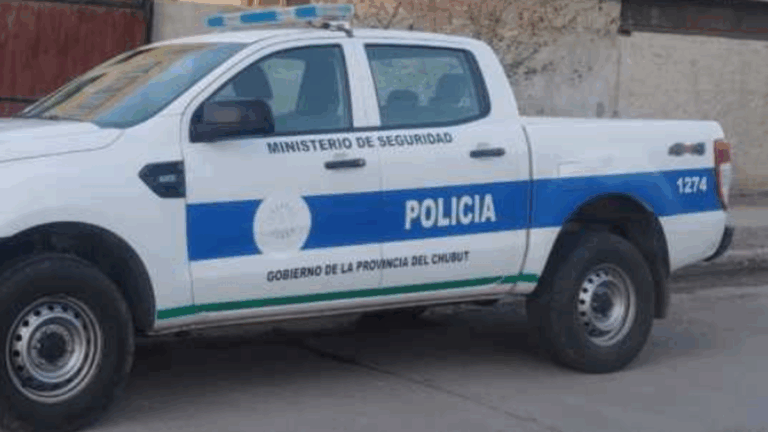 Una aplicación los reunió y en la segunda cita la violó: él tiene 58 y ella 19