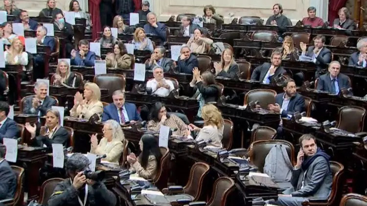 Hubo quórum y sesiona Diputados