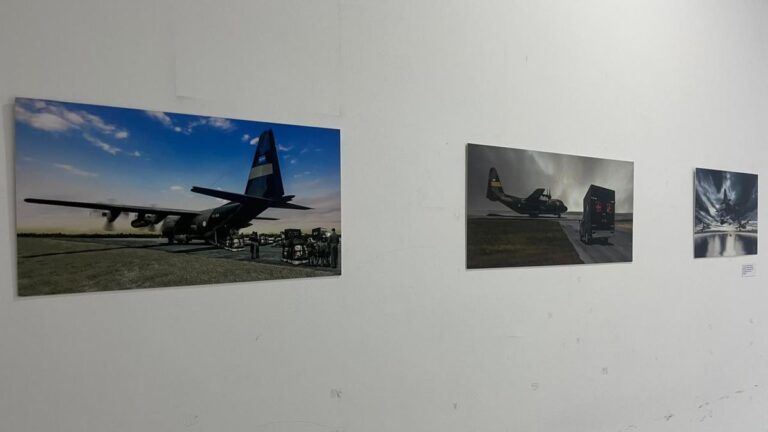 «Soberanía desde el cielo»: muestra fotográfica que refleja una mirada humanitaria de Malvinas