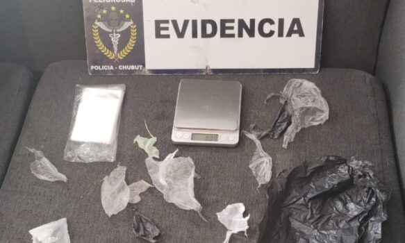 Allanamiento en Esquel por narcomenudeo