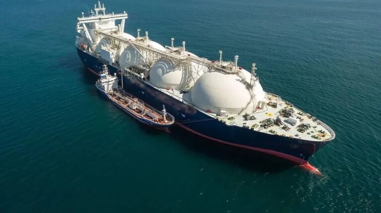 A pesar del récord de producción de gas en Vaca Muerta, Argentina mantiene importaciones de GNL