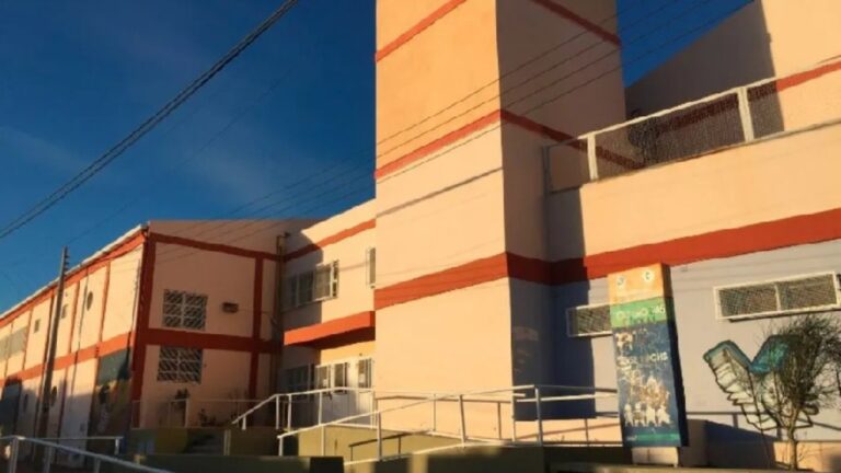 Tras las amenazas de un ataque a tiros, la Escuela 745 lanzó un comunicado