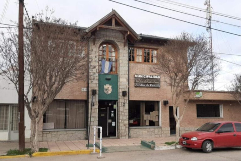 Allanaron la Municipalidad de Villa Giardino por investigación de estafas con terrenos