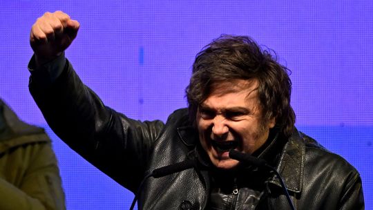 Milei se mantiene firme en su plan tras aplastante derrota en Buenos Aires