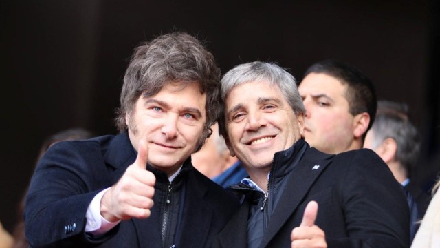 «Grande, Luis Caputo!»: el llamativo cambio de argumento de Milei al celebrar el nuevo dato de inflación