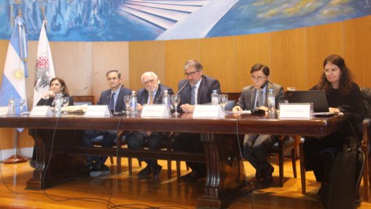 Se realizó en la Facultad de Derecho la jornada «Libertad de expresión y democracia»