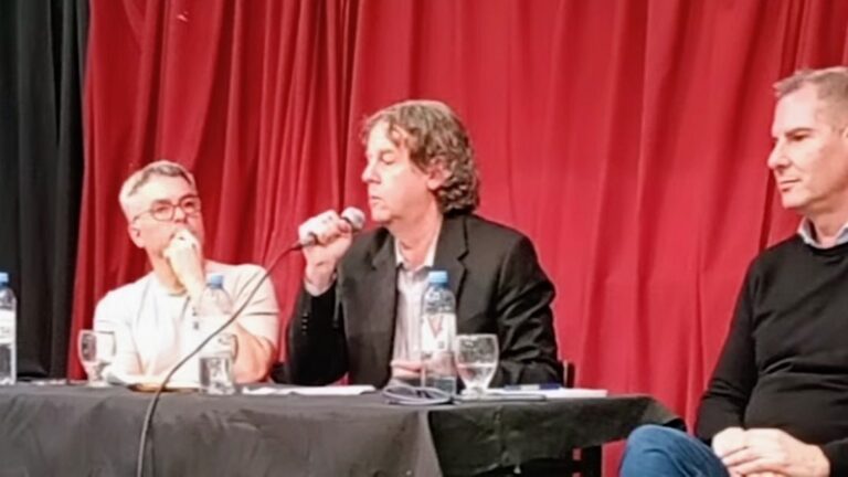 Christian Castillo: «Las leyes que vamos a tratar el miércoles las impuso la calle»