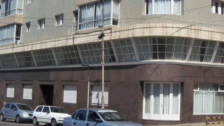 Alquilaban departamento por día: rescatan a siete mujeres y detienen a dos personas