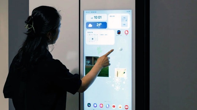 Los electrodomésticos se convierten en plataformas publicitarias: los casos de Samsung y Alexa