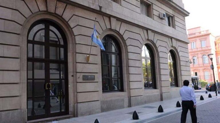 El Gobierno impulsa una reforma integral de la SIDE